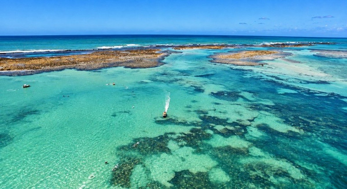 MPF firma acordo para impedir festas irregulares em piscinas naturais de AL