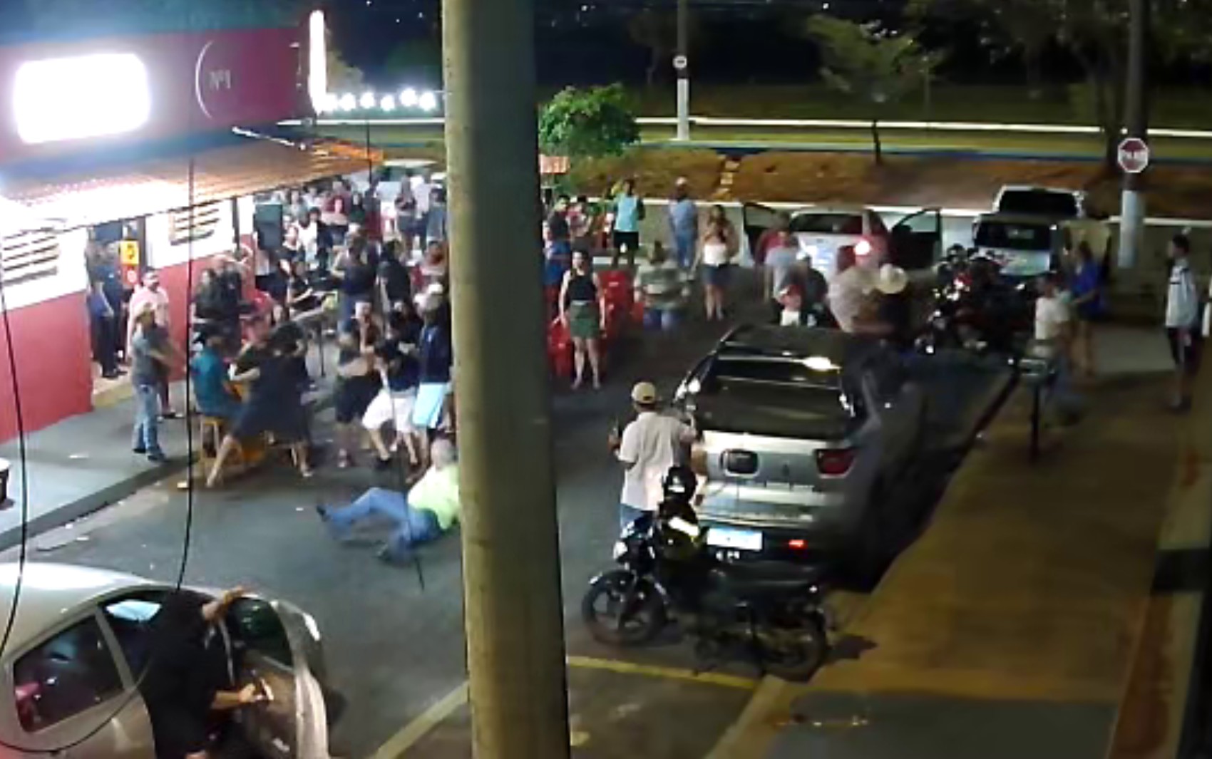Polícia prende quinto suspeito e indicia família pela morte de homem esfaqueado durante confusão em bar de Barretos, SP