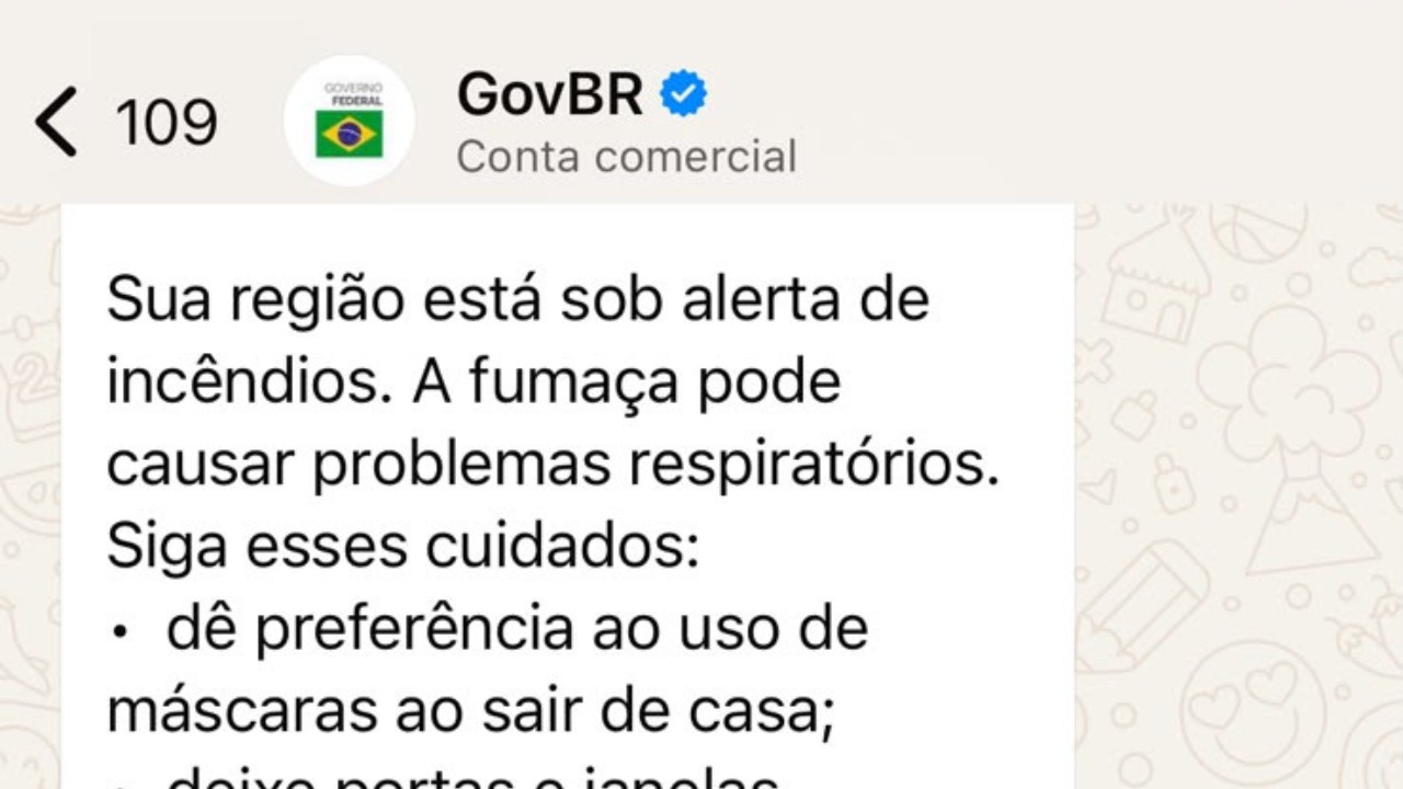 Governo federal dispara alerta de incêndio pelo WhatsApp a moradores de áreas atingidas no AM