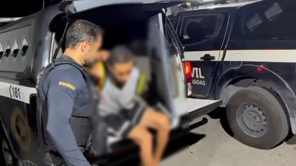 Cinco jovens são levados à delegacia suspeitos de arrastões na orla de Maceió