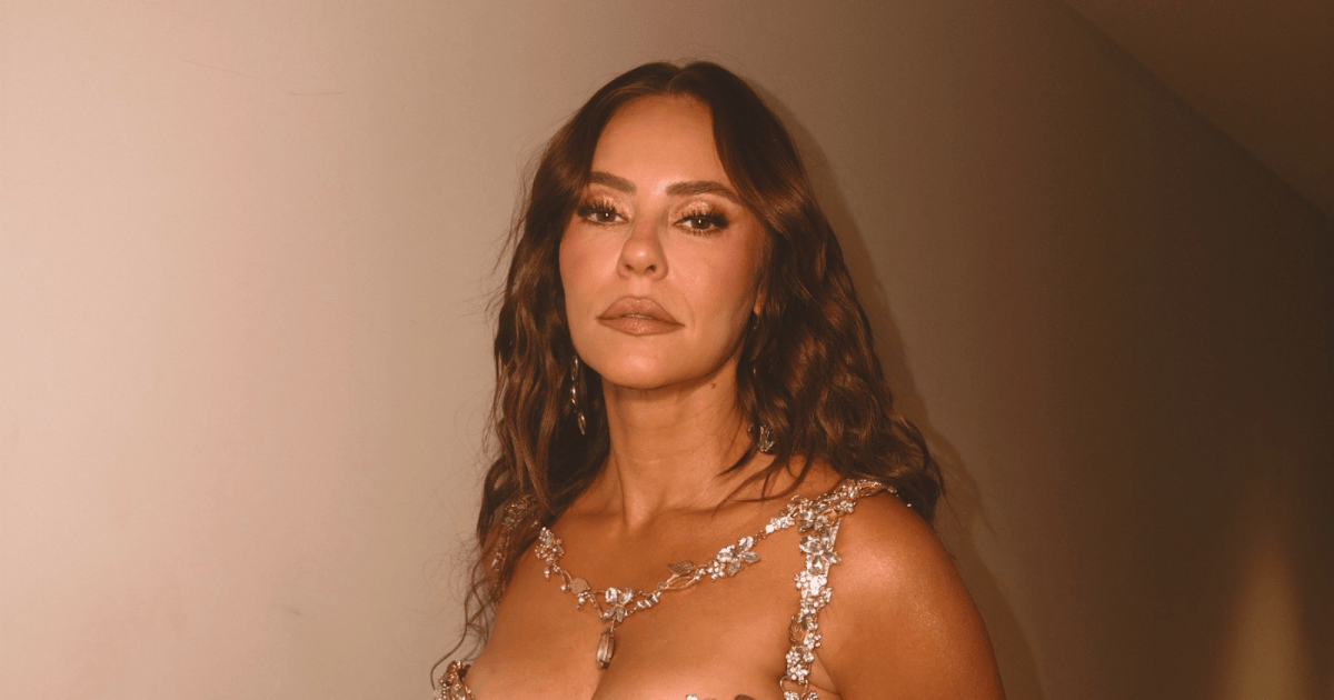 Paolla Oliveira estaria vivendo romance com surfista 18 anos mais novo