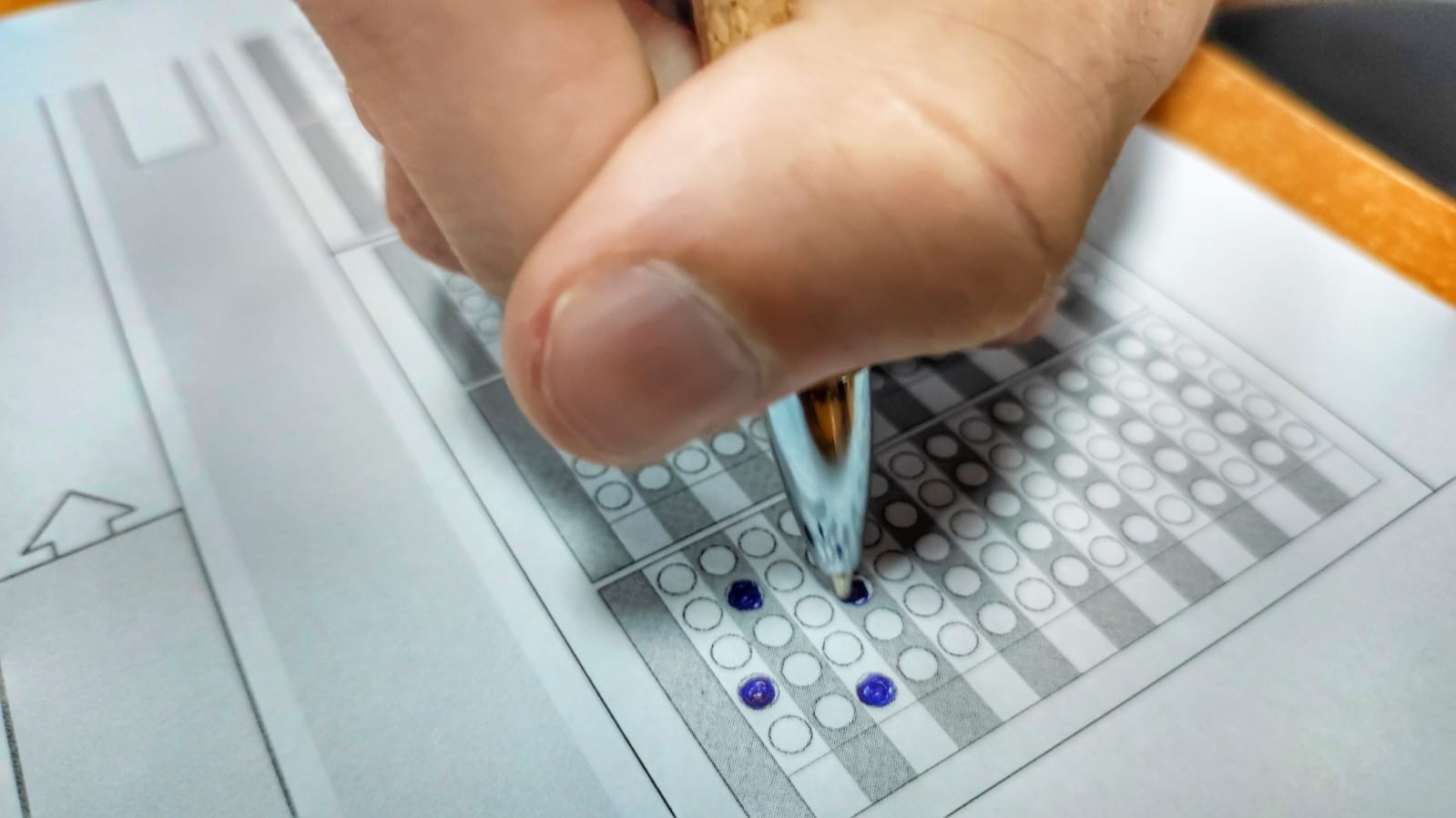 Enem 2026: é melhor chutar ou deixar questões em branco? Entenda a TRI