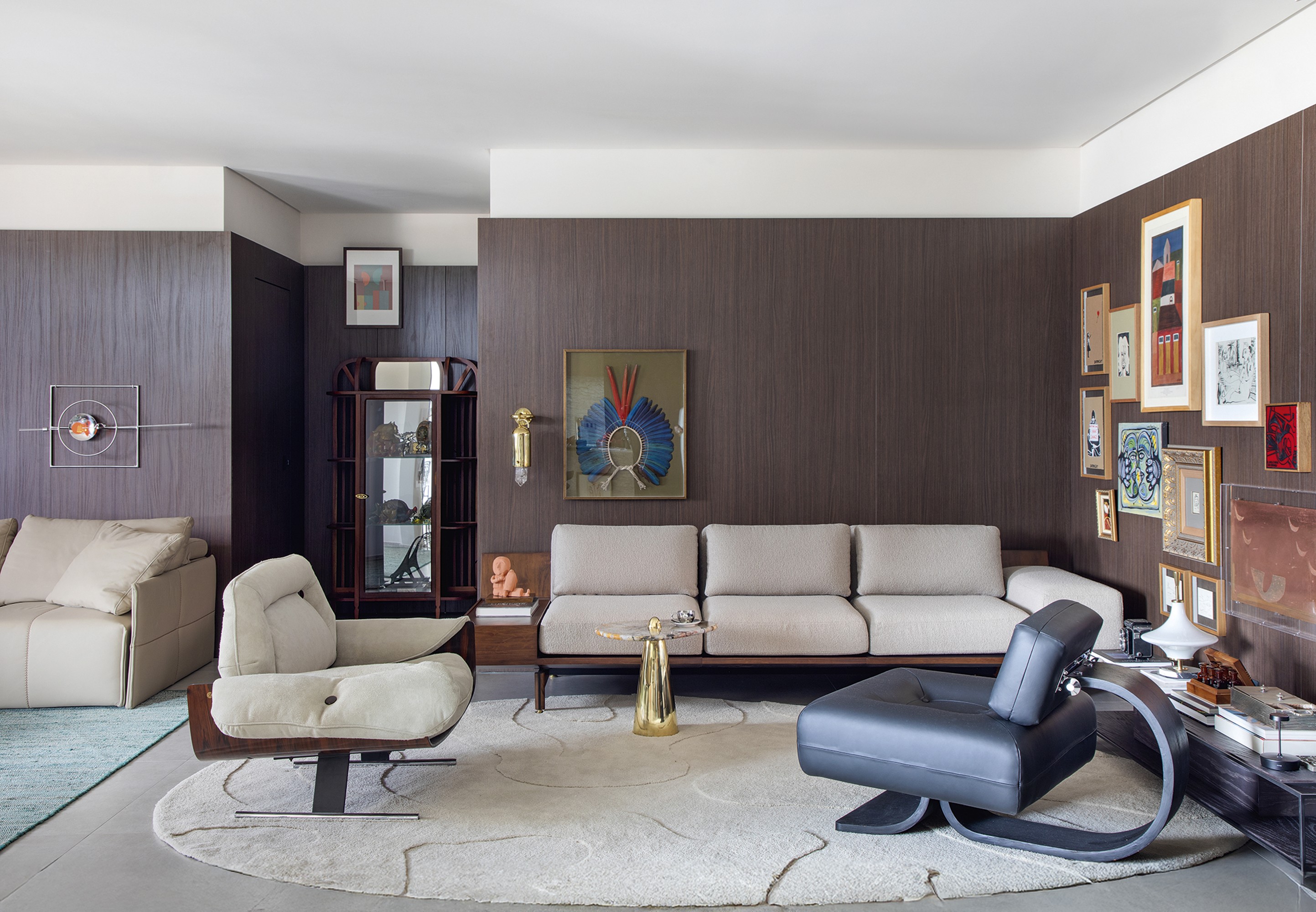 Design modernista e arte se destacam em apartamento de 141 m², em Campinas