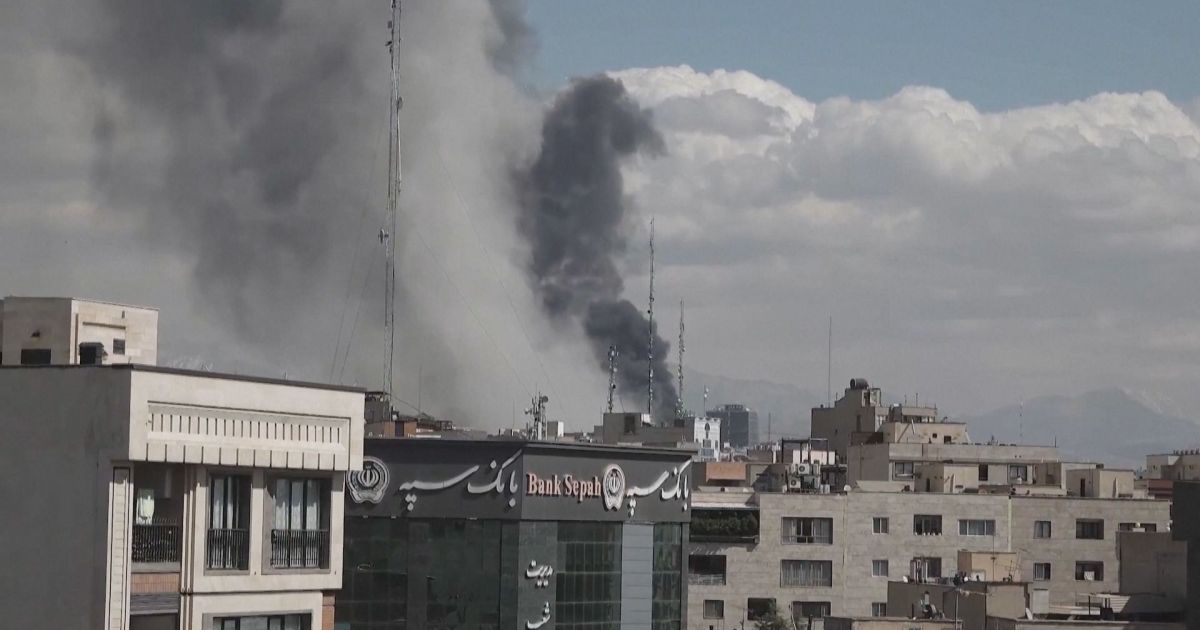 Israel alerta moradores de Teerã para saírem dos arredores de mídia estatal