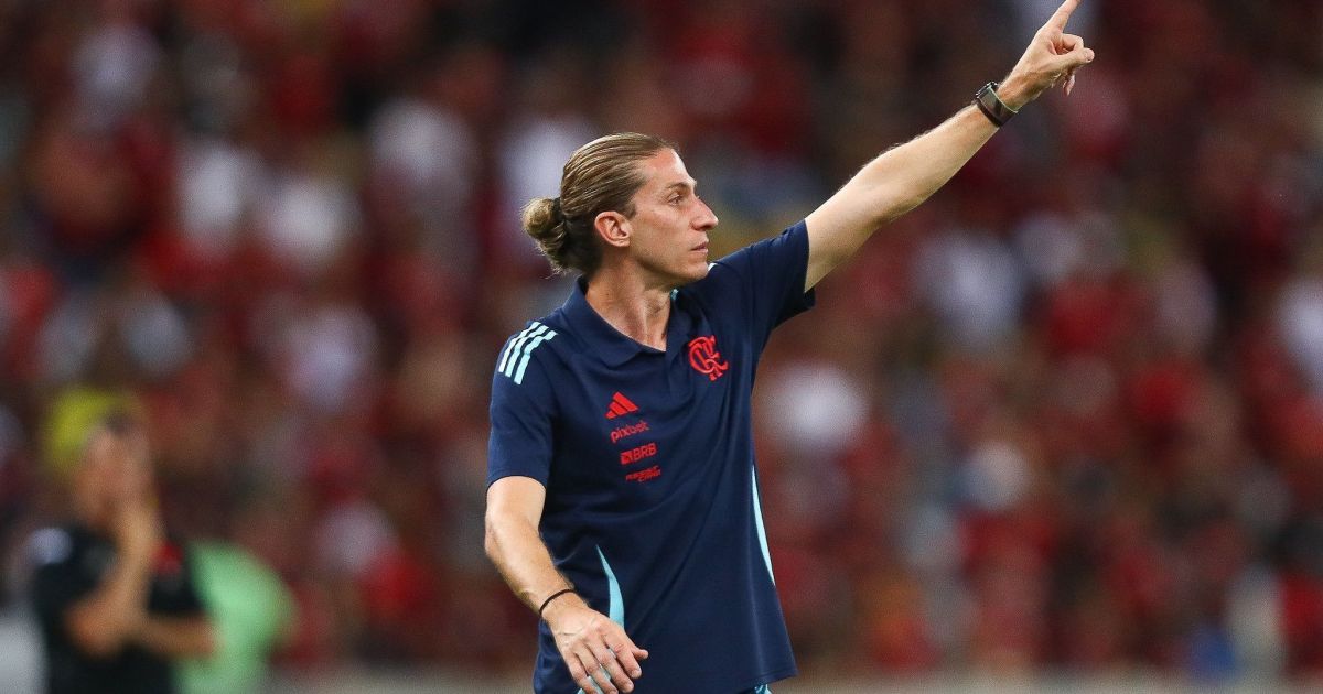 Flamengo se manifesta nas redes sobre demissão de Filipe Luís