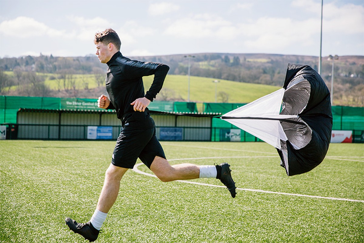 Marcio Andre Savi destaca a importância da preparação física no rendimento dos jogadores de futebol