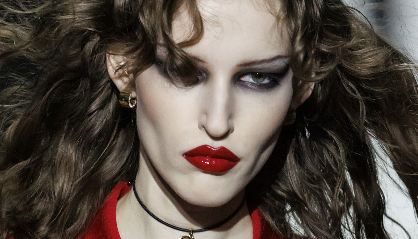 Demna reescreve a Gucci em estreia radical