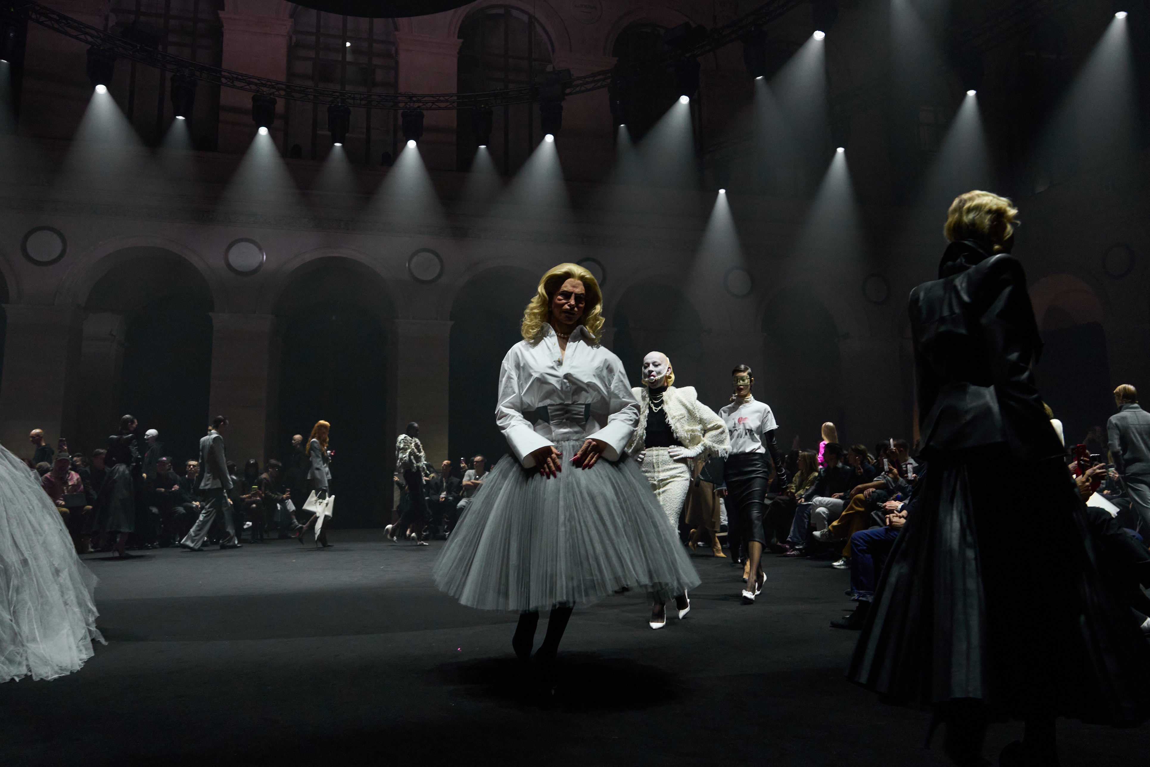 Matières Fécales | Paris | Inverno 2026