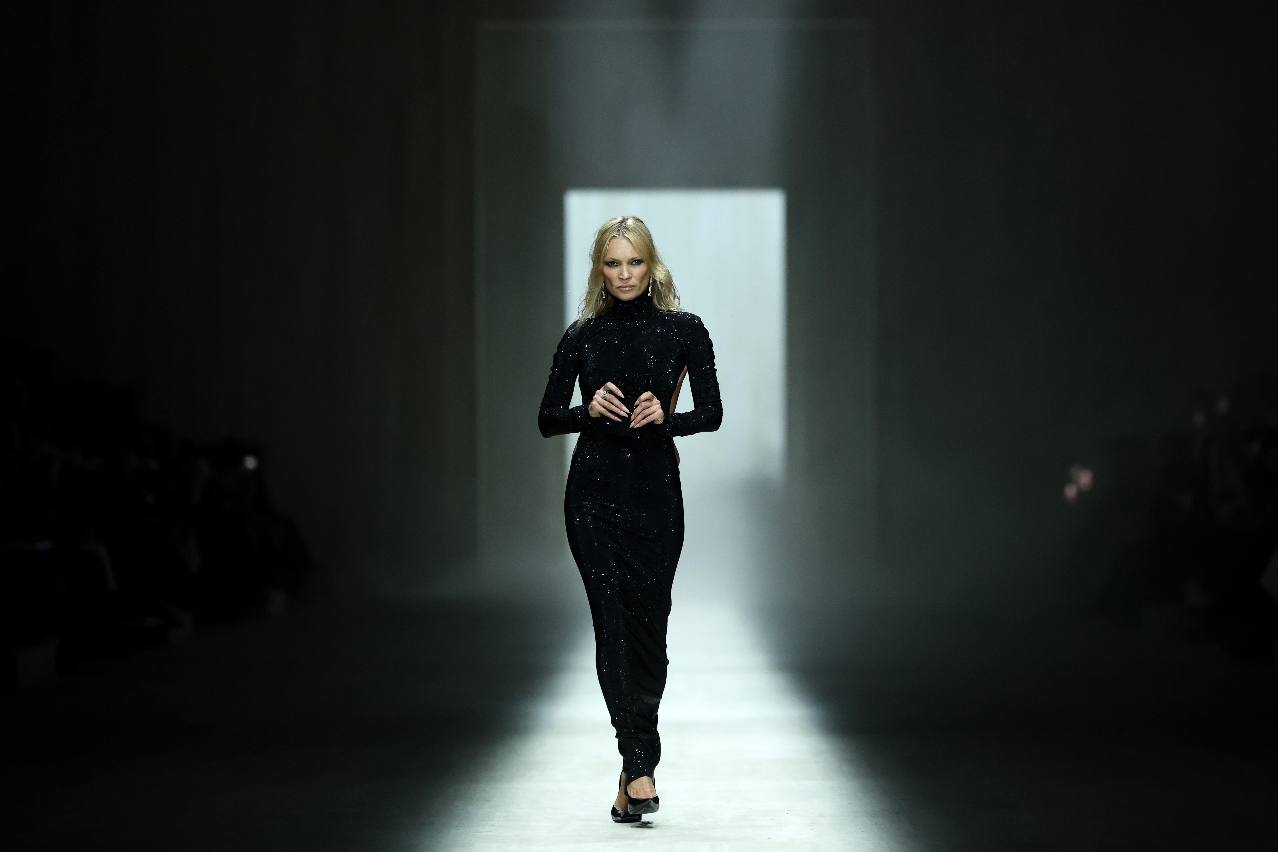 Kate Moss: it girl aos 52 anos