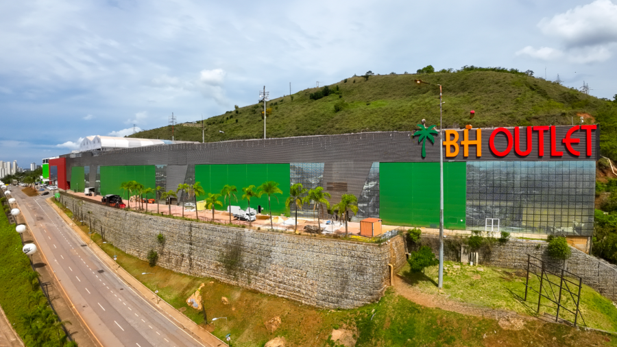 Pri Daroit, estrela do vôlei brasileiro, celebra o Dia da Mulher com encontro exclusivo no BH Outlet