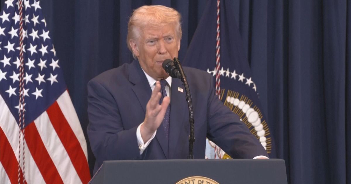 Trump diz que ataques do Irã a países vizinhos foram “muito estúpidos”