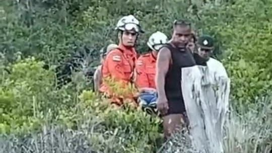 Turista do Rio sofre fraturas após queda durante voo de asa delta na Bahia