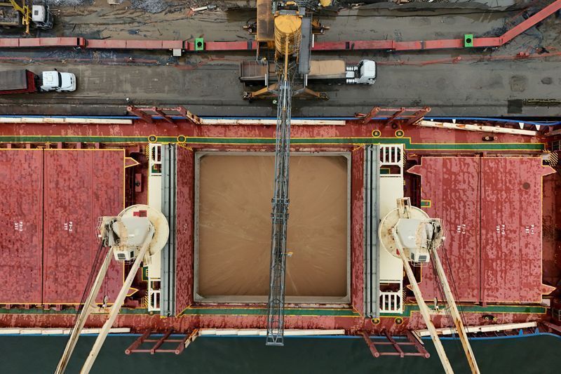 Governo vai à China discutir regras de fiscalização da soja brasileira