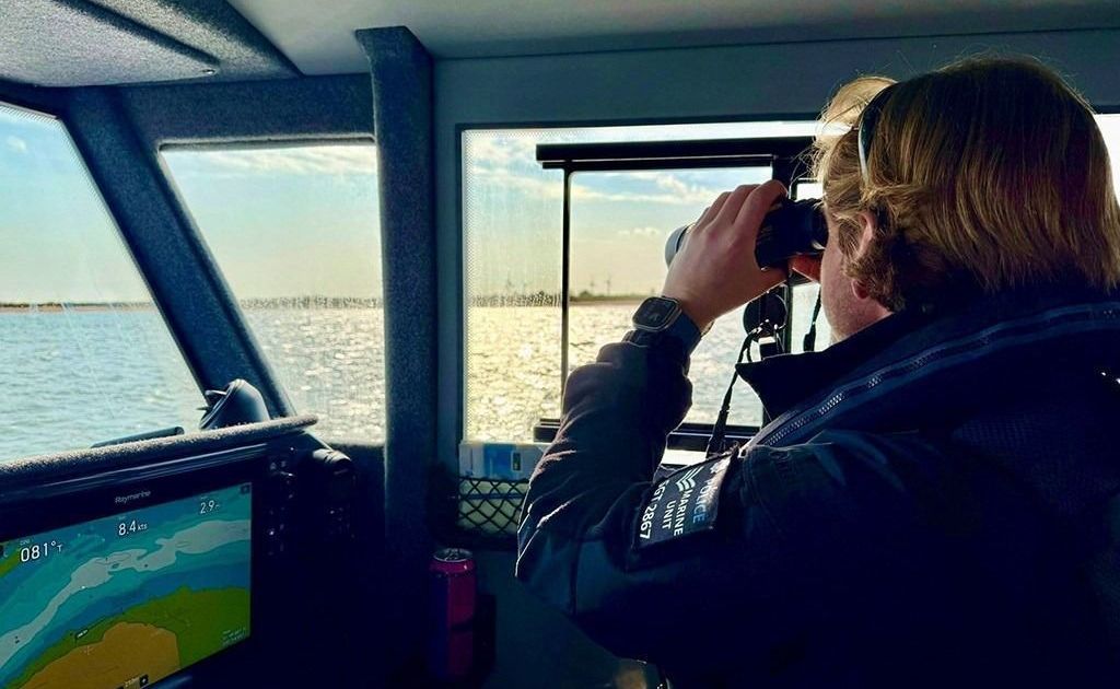 Familiares refazem trajeto que brasileira pode ter feito na Inglaterra