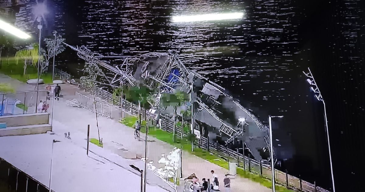 Navio histórico que afundou no Porto de Santos não deve afetar operações